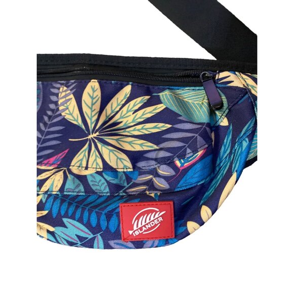 Islander Fanny Waist Pack Used Tropical Pattern - Picture 2 of 11